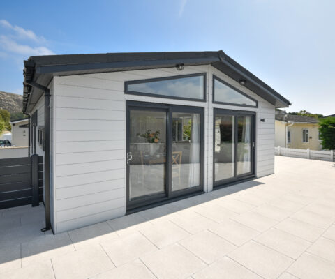 Prestige Oyster Catcher